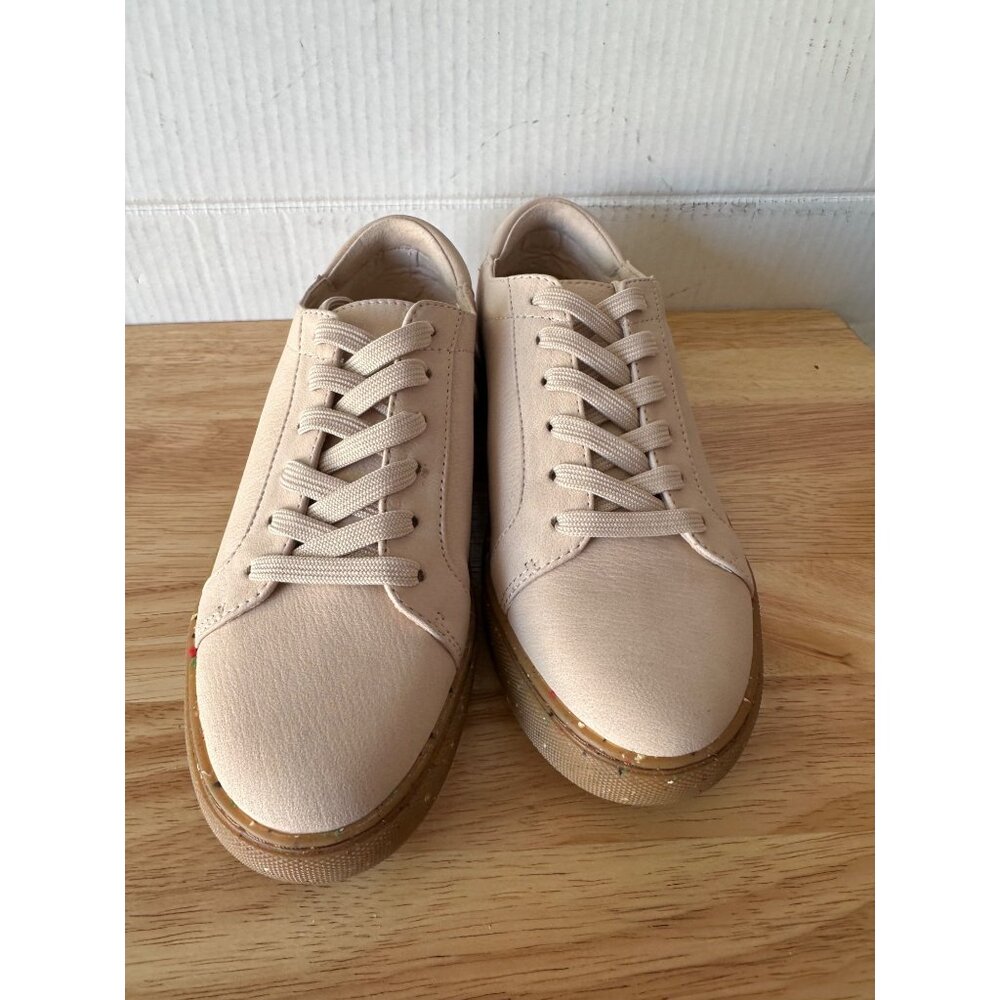 Kenneth Cole Kam Resource Women's Leather Walking Sneakers Shell Size 5 Eu 35. - Picture 2 of 14